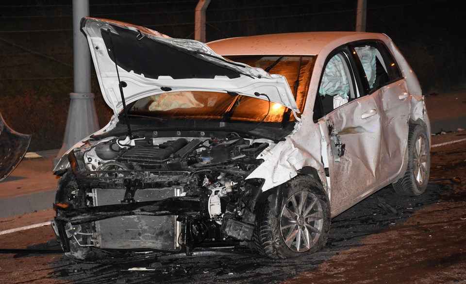 Maltepe'de ehliyetsiz sürücü kaza yaptı:1 ölü, 1 yaralı - 2