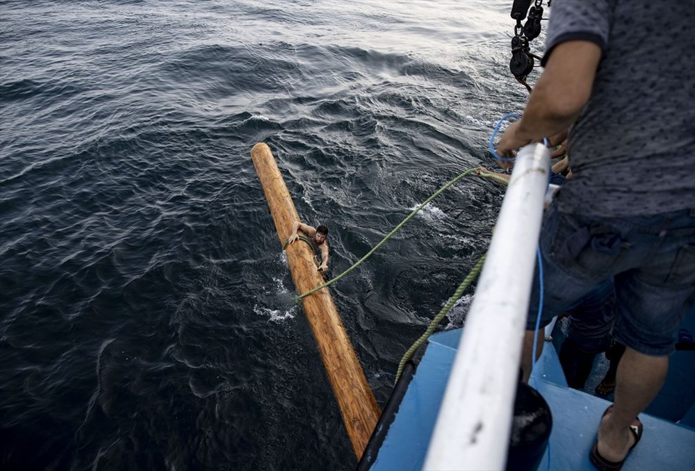 Kerja keras reporter yang menghabiskan 5 hari bersama para nelayan di Laut Hitam - 3