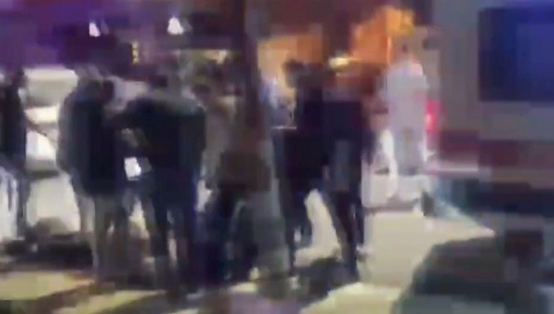 Arnavutköy'de muhtarlık kavgasında silahlı çatışma: 2 kişi ağır yaralı