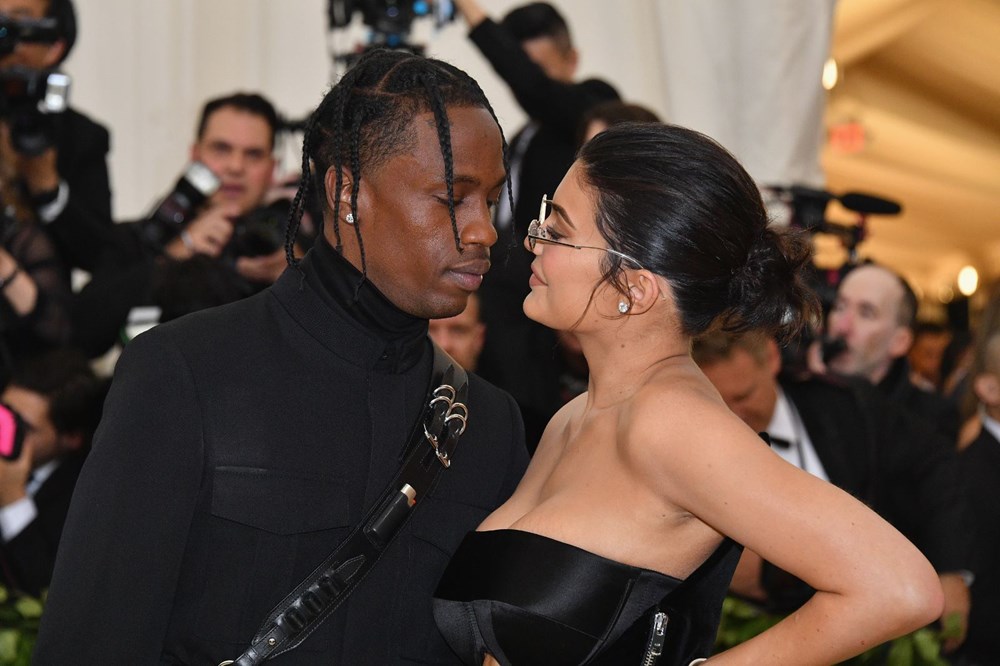 Kylie Jenner hamilelik iddialarını doğruladı: Travis Scott ile ikinci çocukları olacak - 2