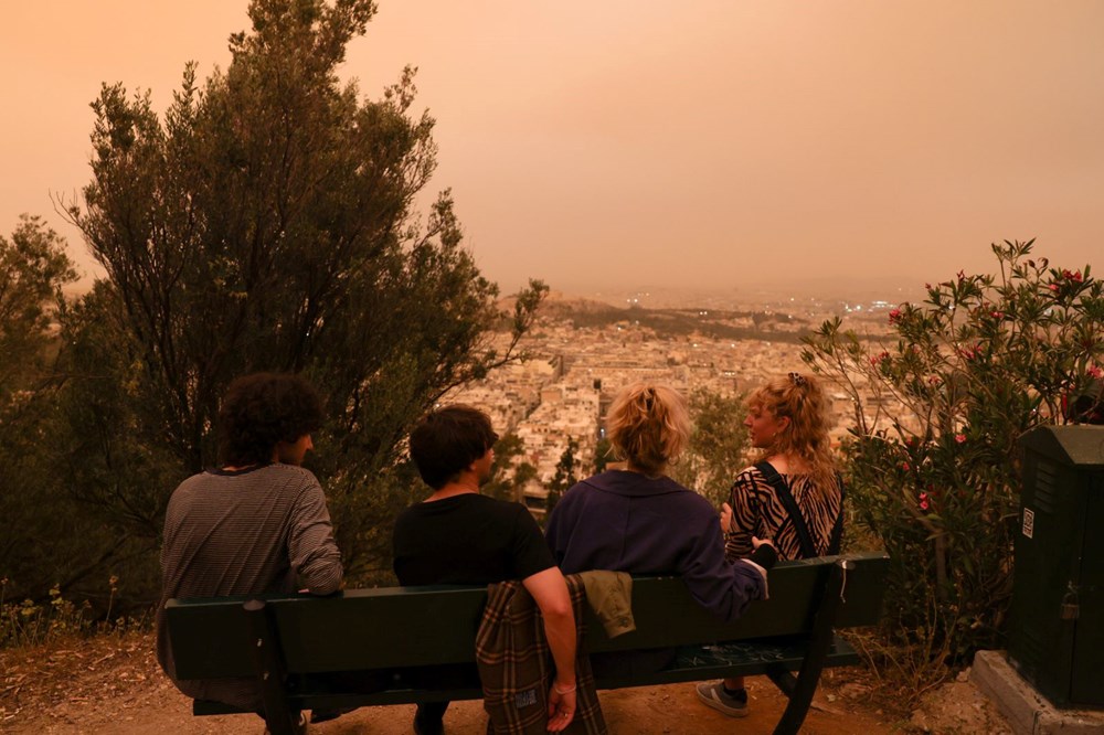 Atina'da Afrika'dan taşınan çöl tozu etkili oluyor - 5
