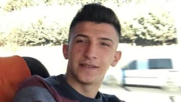 Edirne'de genç arabasında ölü bulundu