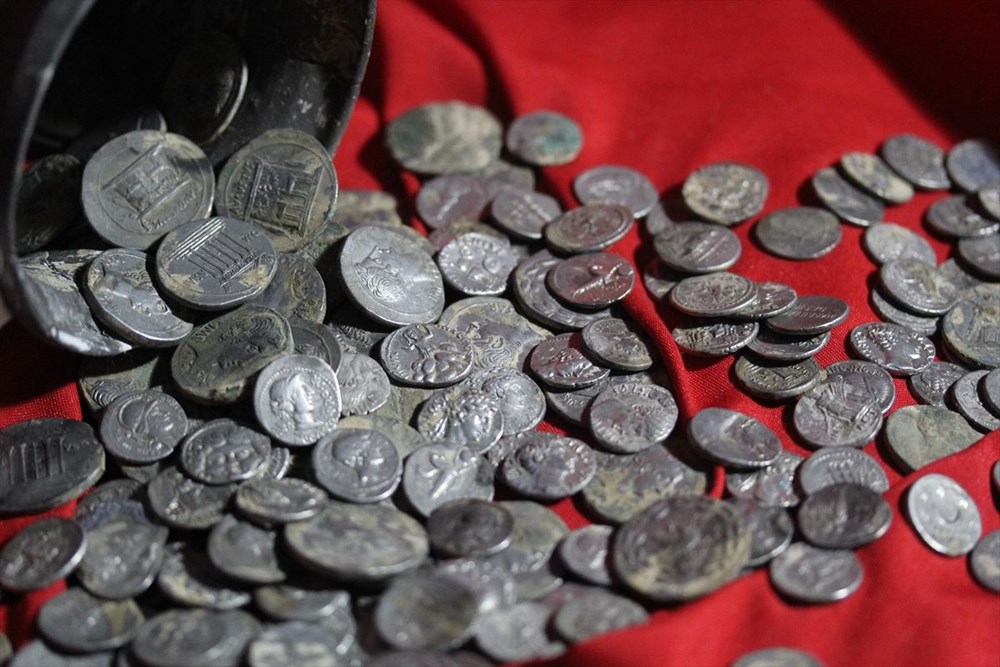 Aizanoi Antik Kenti'nde 'Roma'nın sikke koleksiyonu' bulundu - 9