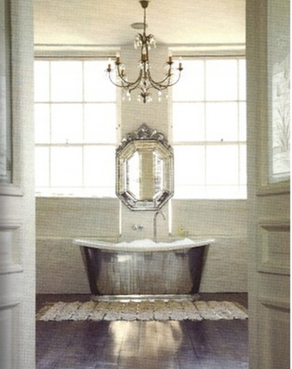 серебряная мозаика в ванной. ванна серебристого цвета. перламутровая мозаика в ванной. Fap lumina stone. ванная в серебристых тонах.