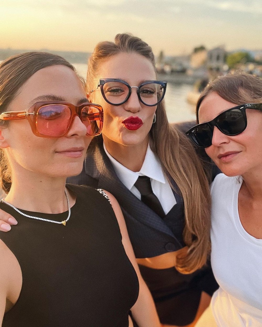 Serenay Sarıkaya'nın okula dönüş stili - 5