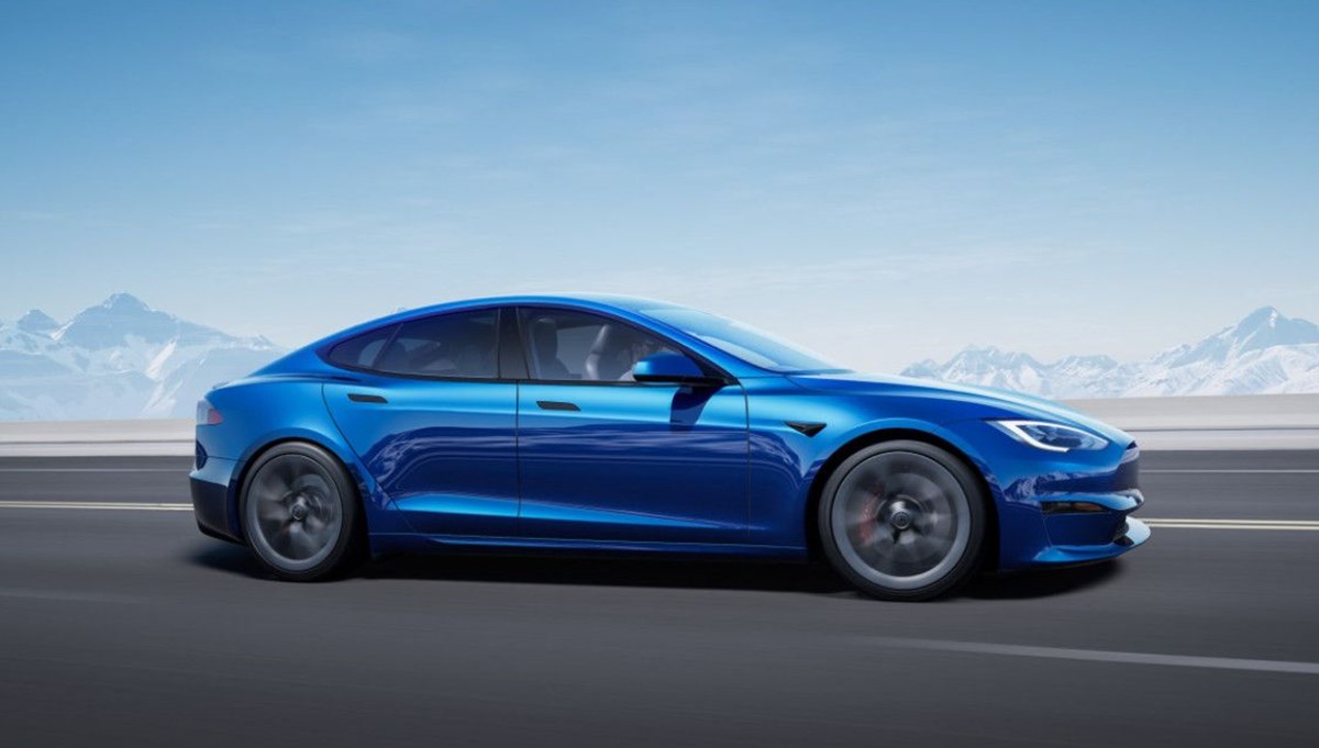 Tesla'ya batarya cezası: Apple'a özendi