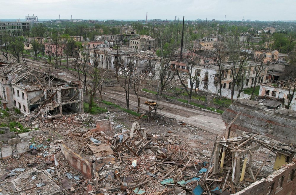 Ukrayna'da acılar dinmiyor: Mariupol'deki bir enkazın bodrumundan 200 ceset çıkarıldı - 5