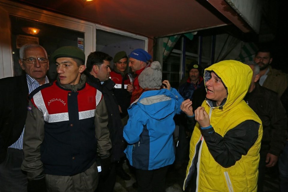 Bozdağ'da mahsur kalan dağcılara 15 saat sonra ulaşıldı - 1