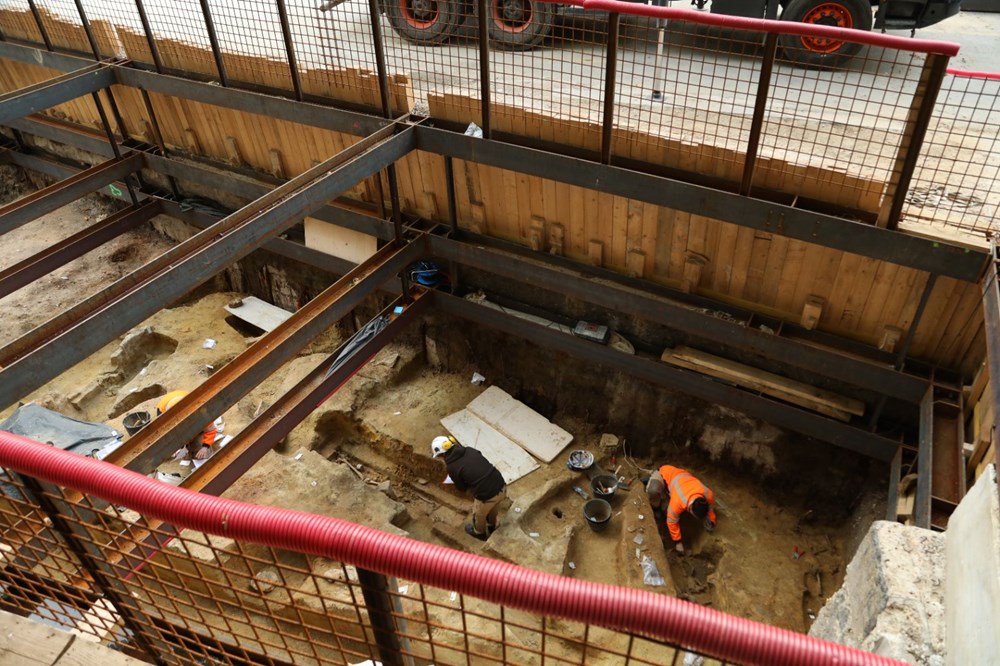 Paris'te 50 antik mezar bulundu - 2