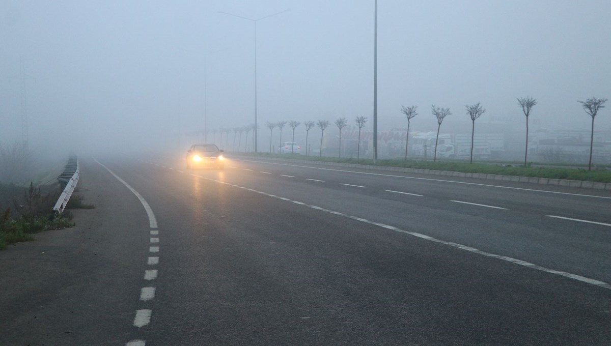 Trakya'da yoğun sis etkili oldu