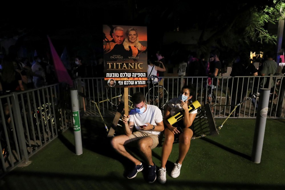 Netanyahu karşıtı gösteriler kısıtlamalara rağmen sürüyor - 11