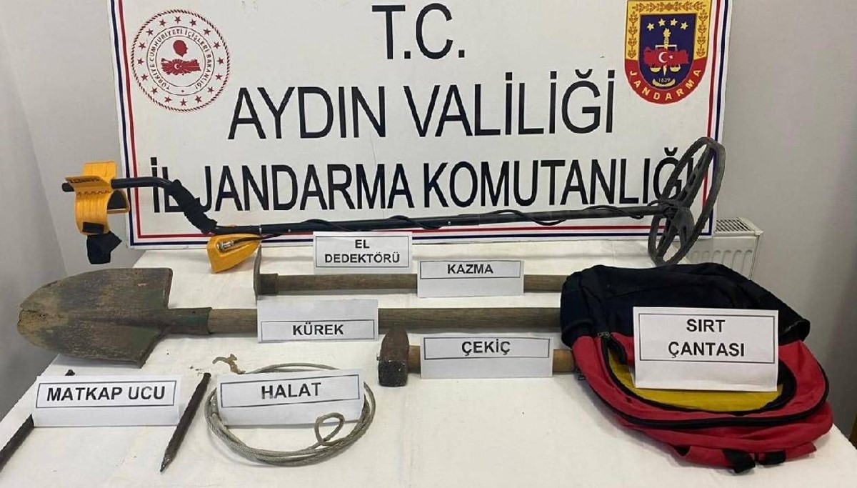 Sit alanında kaçak kazı
