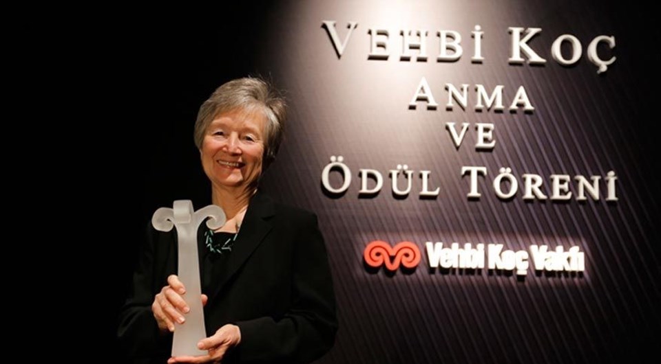 Vehbi Koç Ödülü Zeynep Ahunbay'a verildi - 1