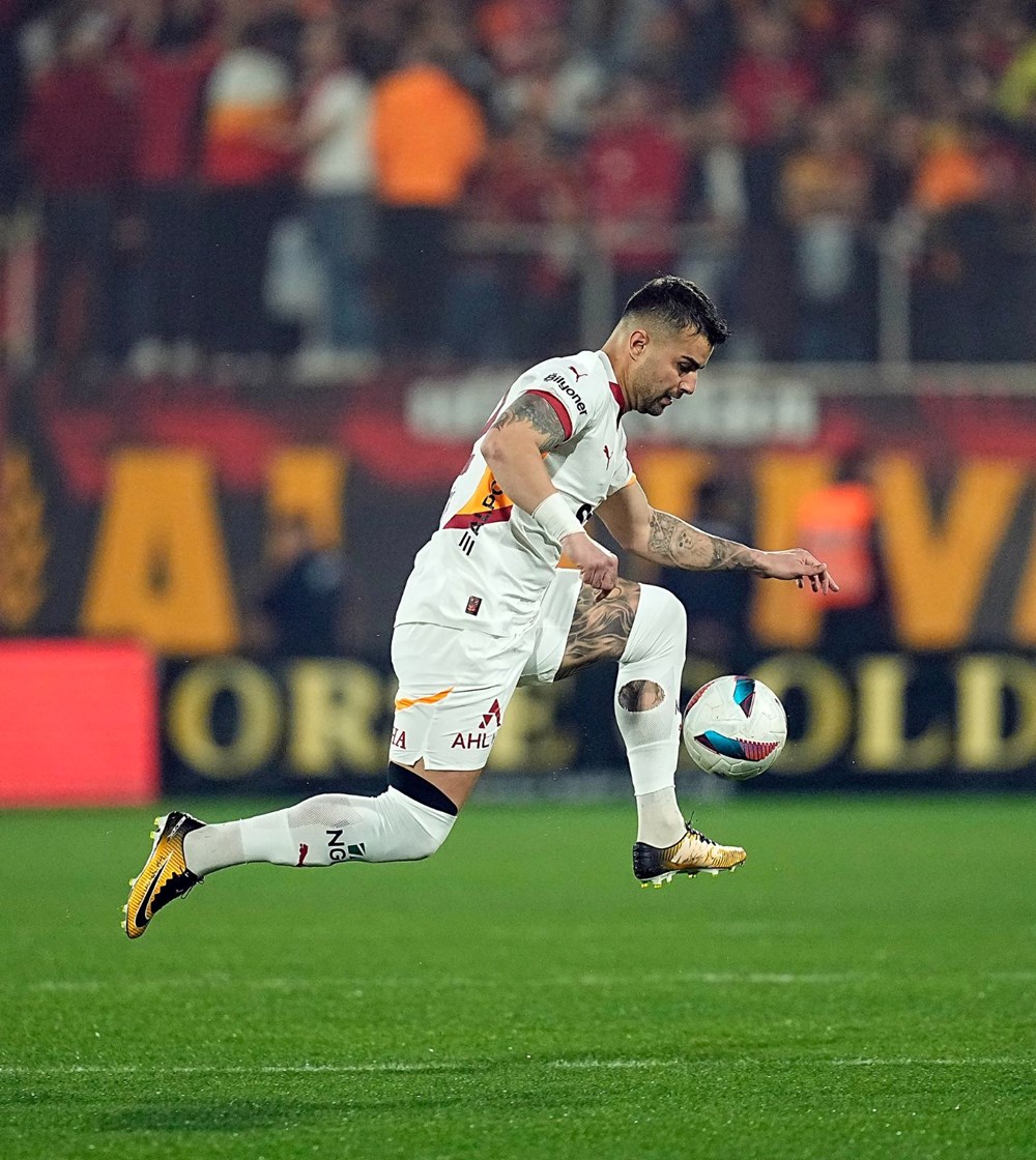 Galatasaray, Alanyaspor karşsında geriden gelerek 3 puanı aldı: Osimhen zirveye yaklaştı! - 10
