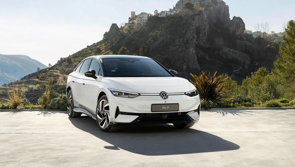 Volkswagen ID.7 GTX'ten ipucu görselleri Volkswagen ID.7 GTX'ten ipucu görselleri