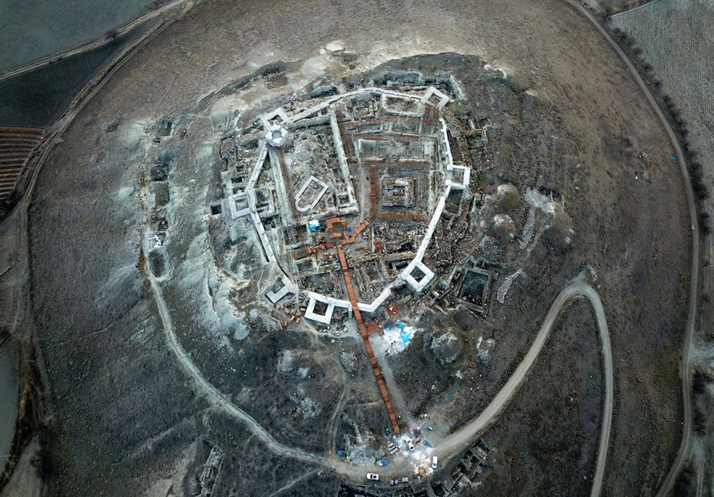 2 bin 900 yıllık Altıntepe Kalesi açık hava müzesine dönüştürülüyor - 3