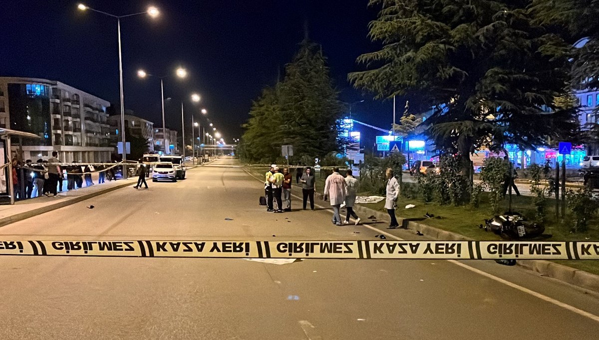 Yaya geçidinde motosikletin çarptığı yaşlı çift hayatını kaybetti