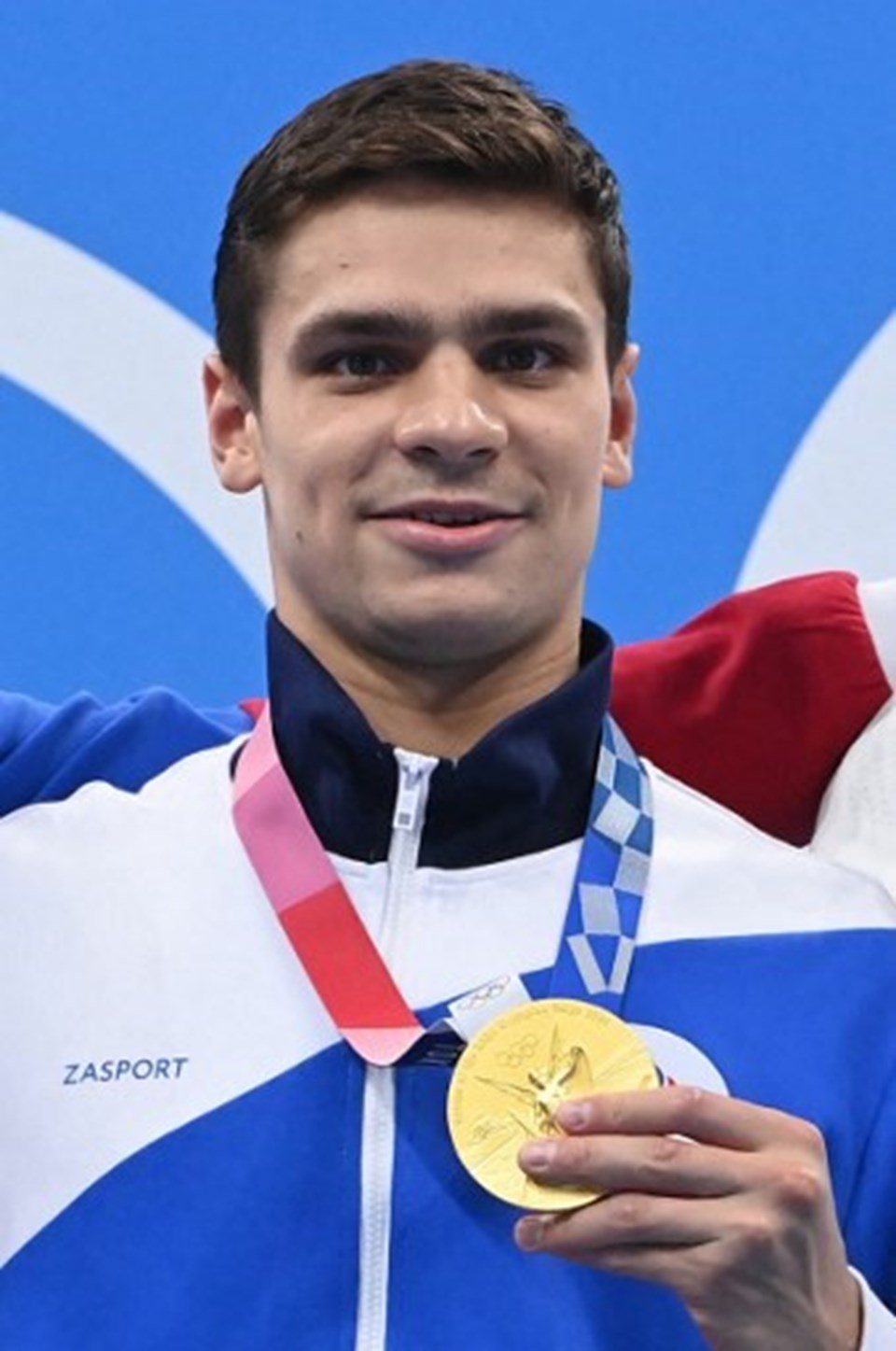 Savaş yanlısı mitinge katılan olimpiyat şampiyonu Rus yüzücüye 9 ay men cezası - 1