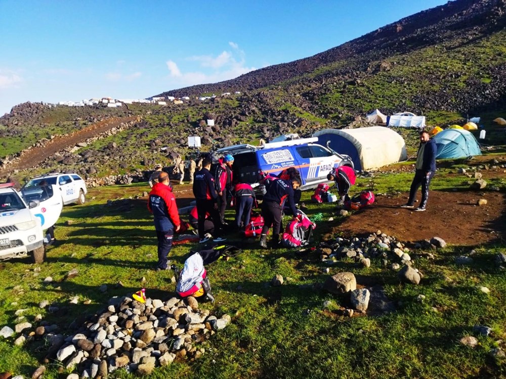 Ağrı Dağı'nda donarak can vermişlerdi: Korkunç anları anlattı - 7