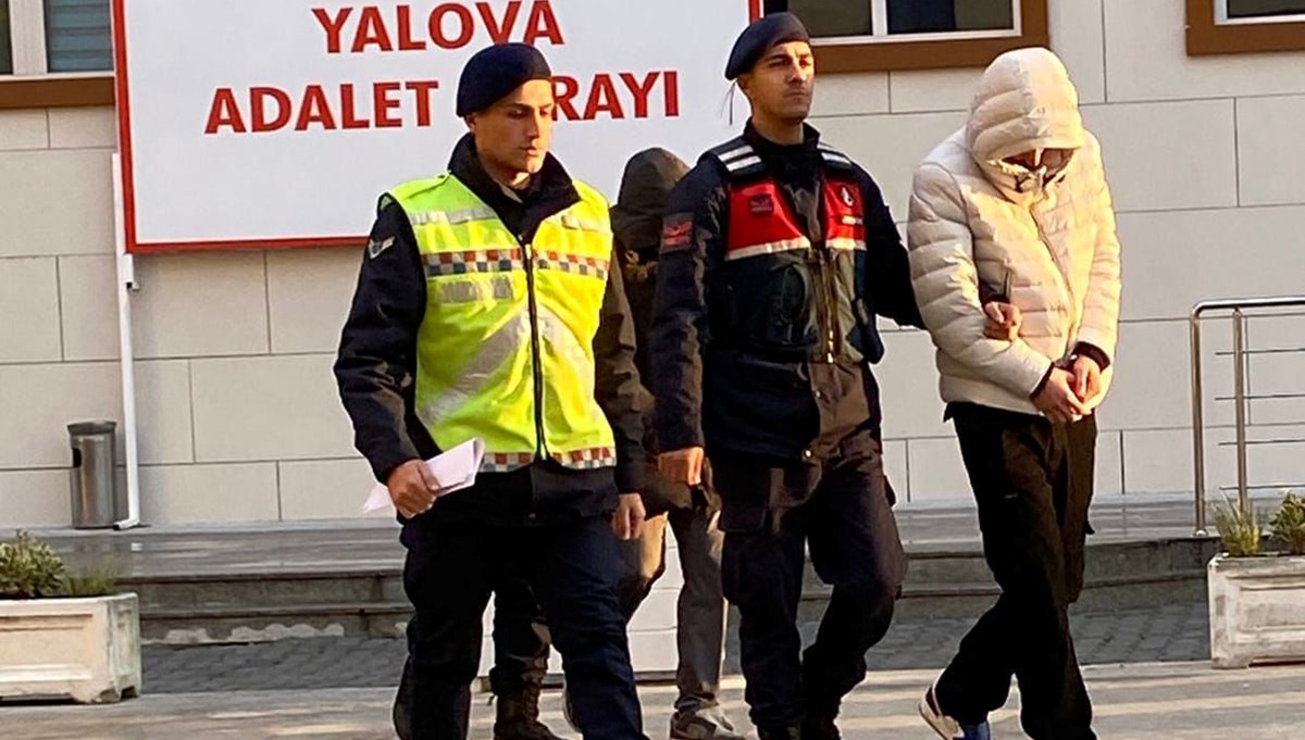 Yalova'da sahte parayla akaryakıt alan zanlılar kaçamadı Yalova'da sahte parayla akaryakıt alan zanlılar kaçamadı