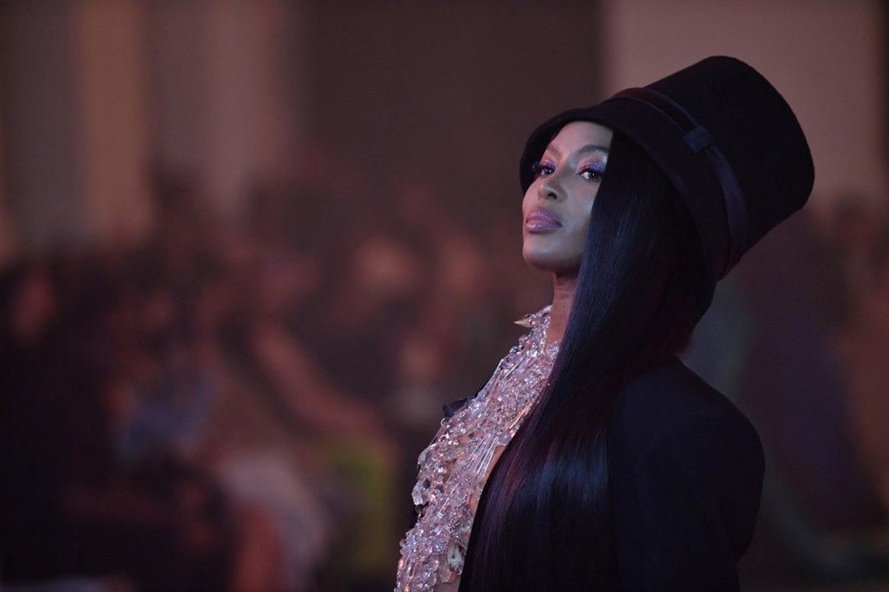 Genç yaşta kansere yenik düşen dahi tasarımcı Virgil Abloh anısına defilede yıldızlar geçidi - 1