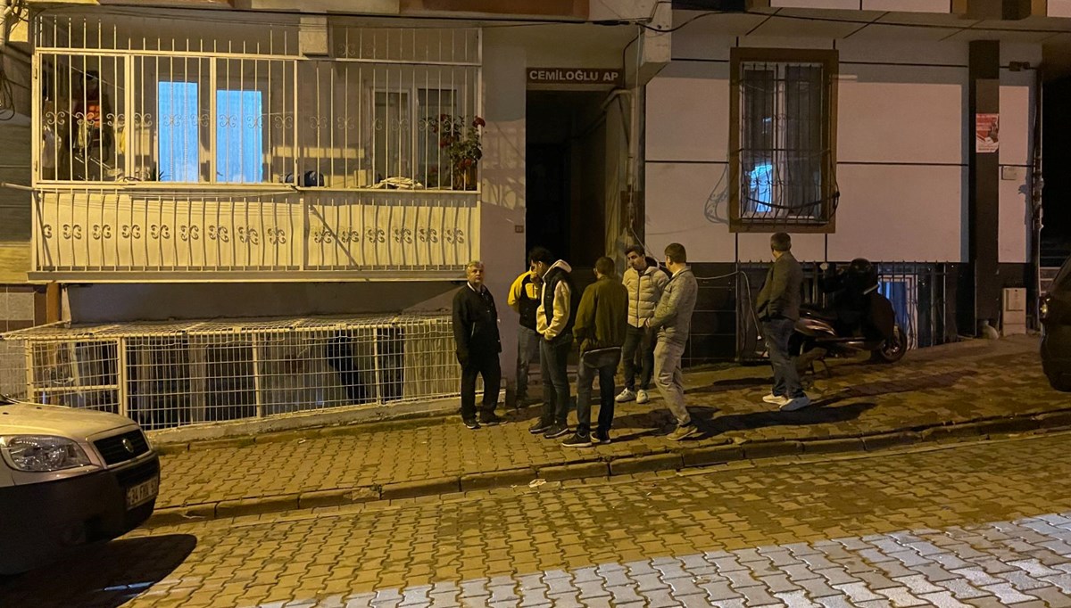 Esenyurt’ta 2 çocuk babası adam evinde ölü bulundu Esenyurt’ta 2 çocuk babası adam evinde ölü bulundu