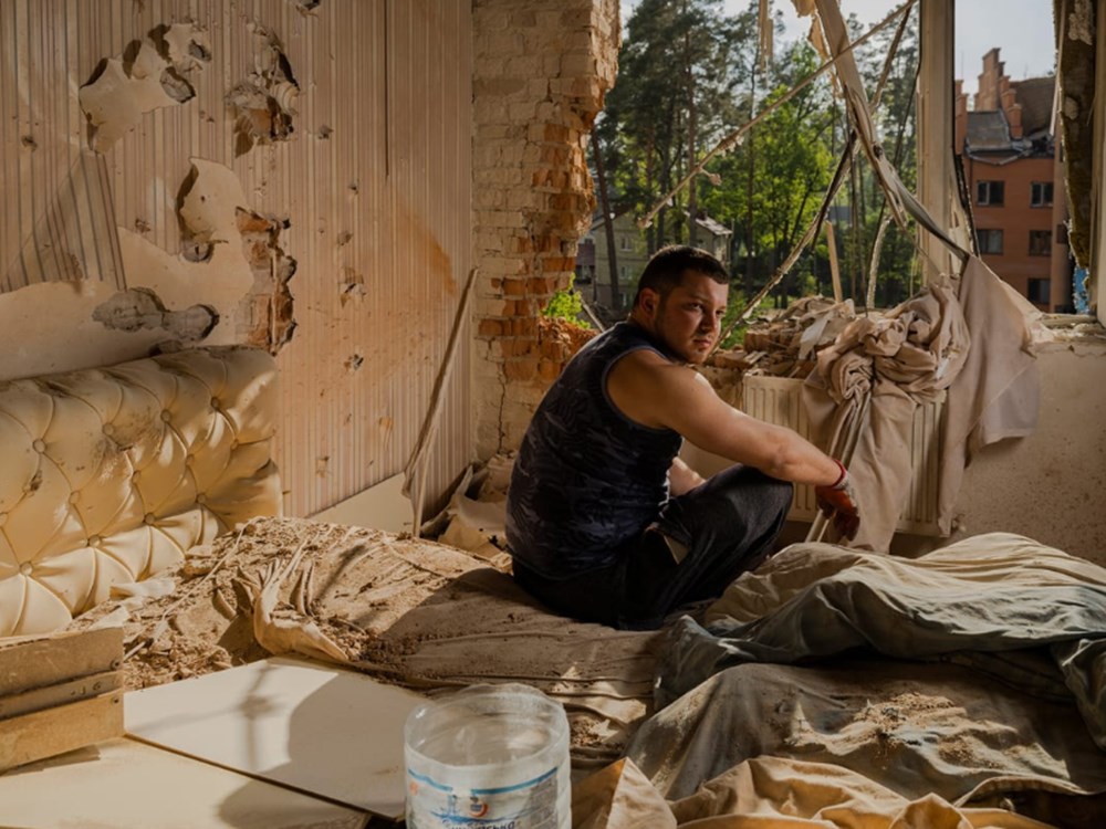 Pelé'den Ukrayna'daki harabe bir eve: 2023 Sony Dünya Fotoğrafçılık Ödülleri'nin finalistleri açıklandı - 1