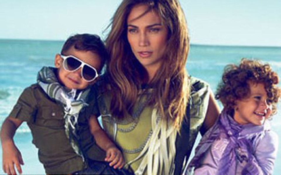 J-Lo'nun ikizleri Gucci ilanlarında - 1