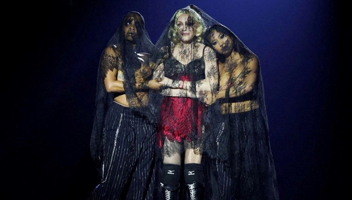 Ölümden dönen Madonna: Hayatta olmamı o kadına borçluyum!