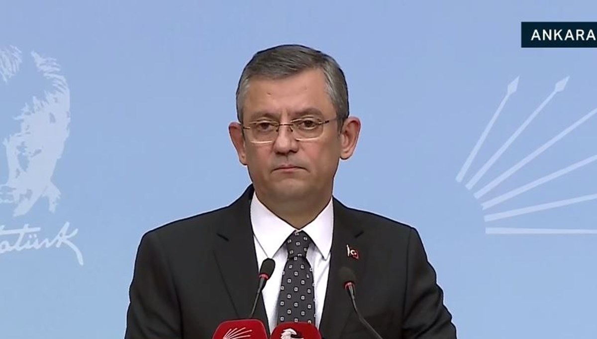 Özgür Özel: O gün atılan imzalar şehitlere mani oldu mu? Özgür Özel: O gün atılan imzalar şehitlere mani oldu mu?