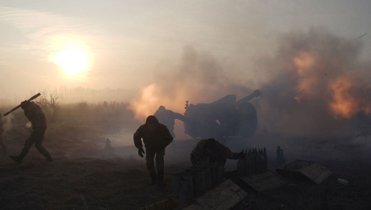 Zelenski: Rusya Donbas için savaşa başladı