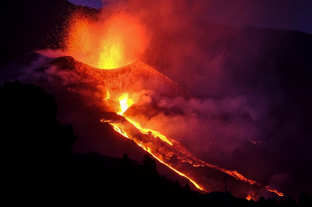 La Palma'da kabus sürüyor: Evleri kül eden lav akışı hızlandı - 10