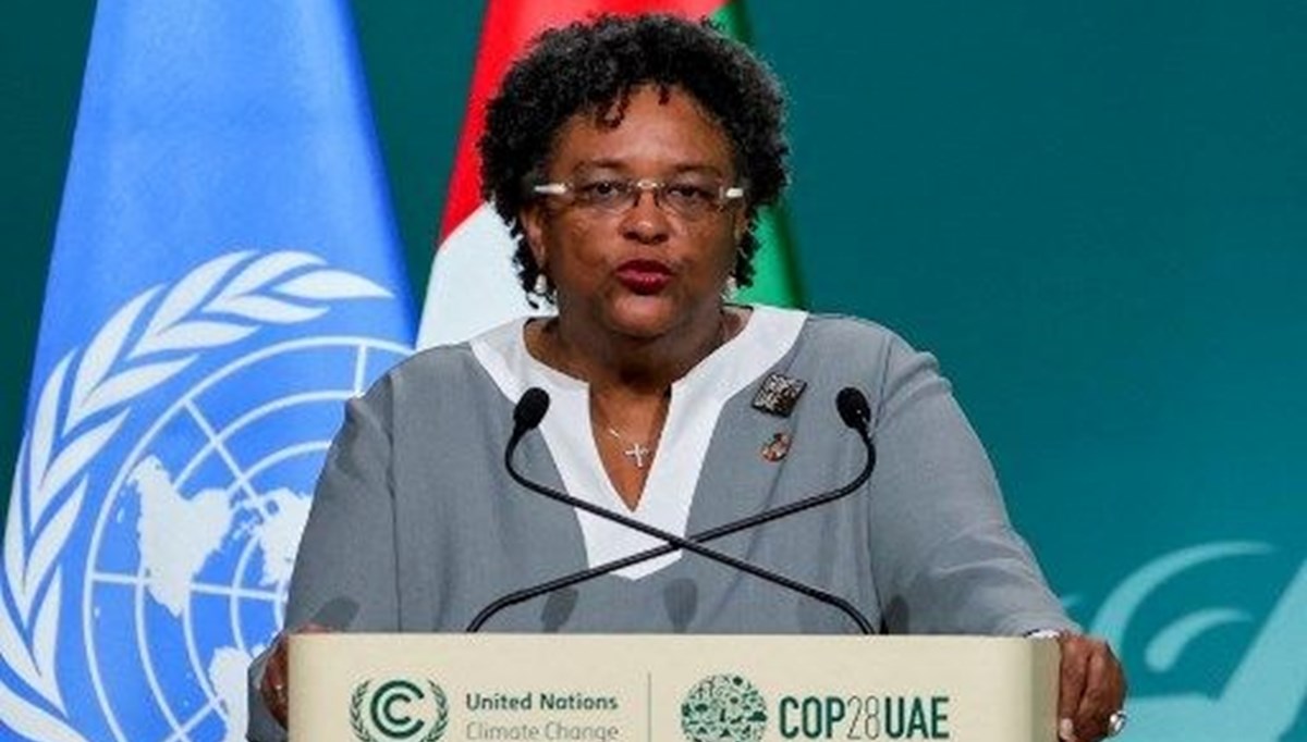Barbados: İngiltere'nin bize 5 trilyon dolar kölelik borcu var Barbados: İngiltere'nin bize 5 trilyon dolar kölelik borcu var