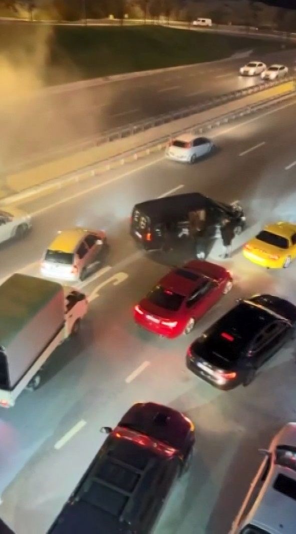 D���n magandalar� yine sahnede