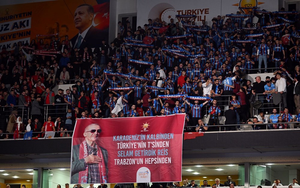 AK Parti’de yeni yönetim belirlendi | 49 isim listede yer almadı - 7