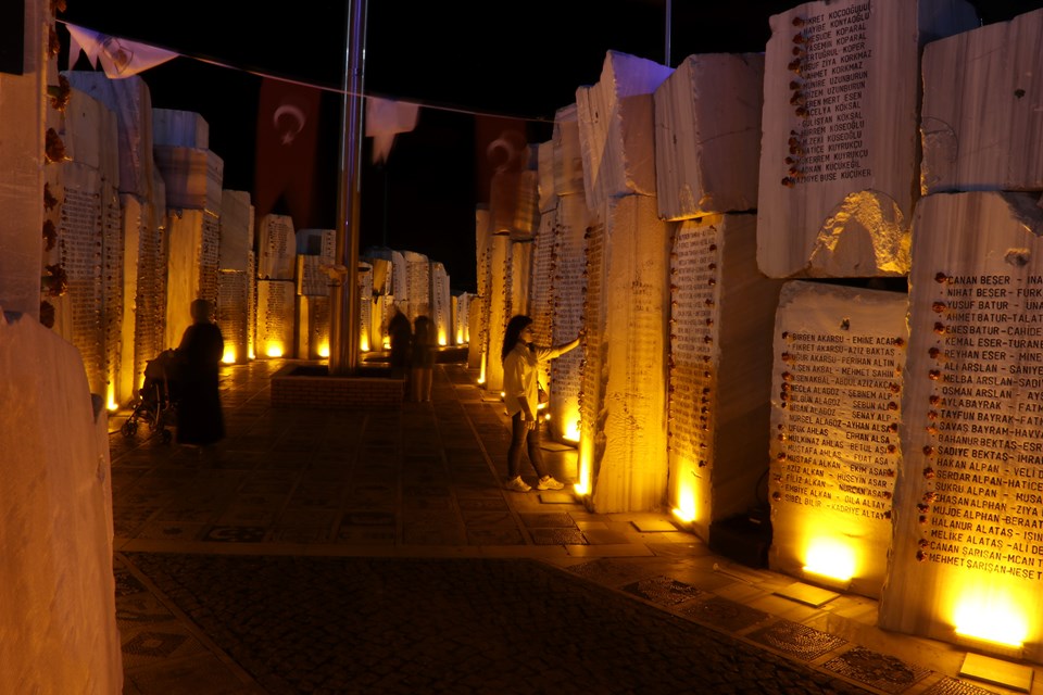 Felaketin 24. yıl dönümü: 17 Ağustos 1999 Marmara Depremi’nde hayatını kaybedenler anıldı - 5