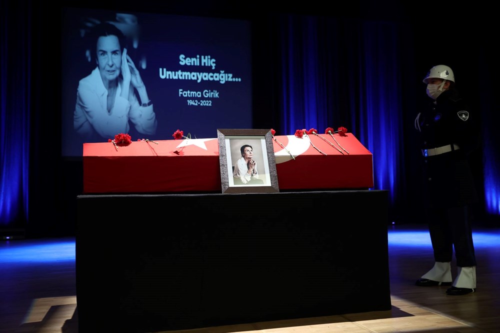 Usta oyuncu Fatma Girik son yolculuğuna uğurlandı - 55