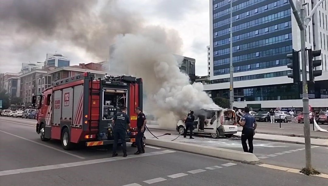 Anadolu Adalet Sarayı önünde aracını ateşe veren şüpheli tutuklandı