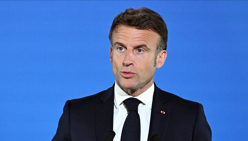 Macron, Pezeşkiyan ile görüştü