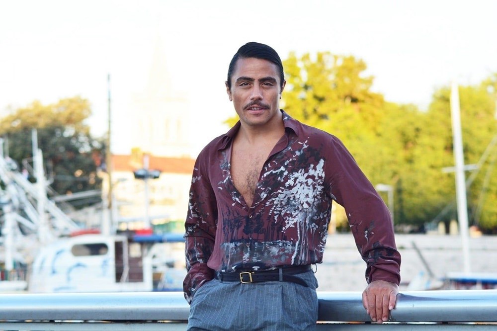 Su Burcu Yazgı Coşkun'dan nostaljik kare (Ünlülerin çocukluk ve gençlik halleri) - 582