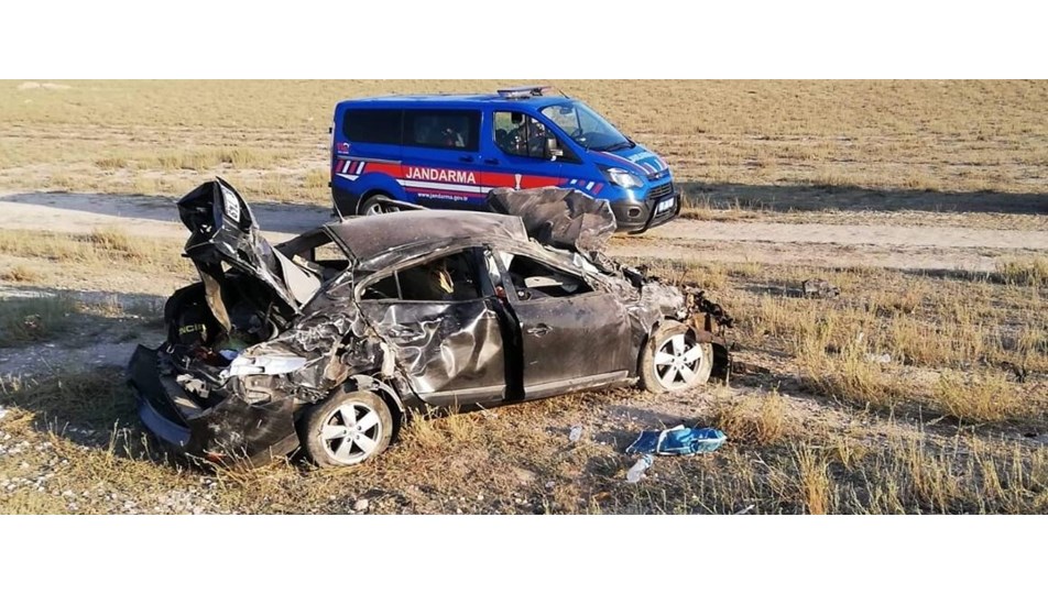 Nişan yolunda kaza: 3'ü çocuk, 7 yaralı