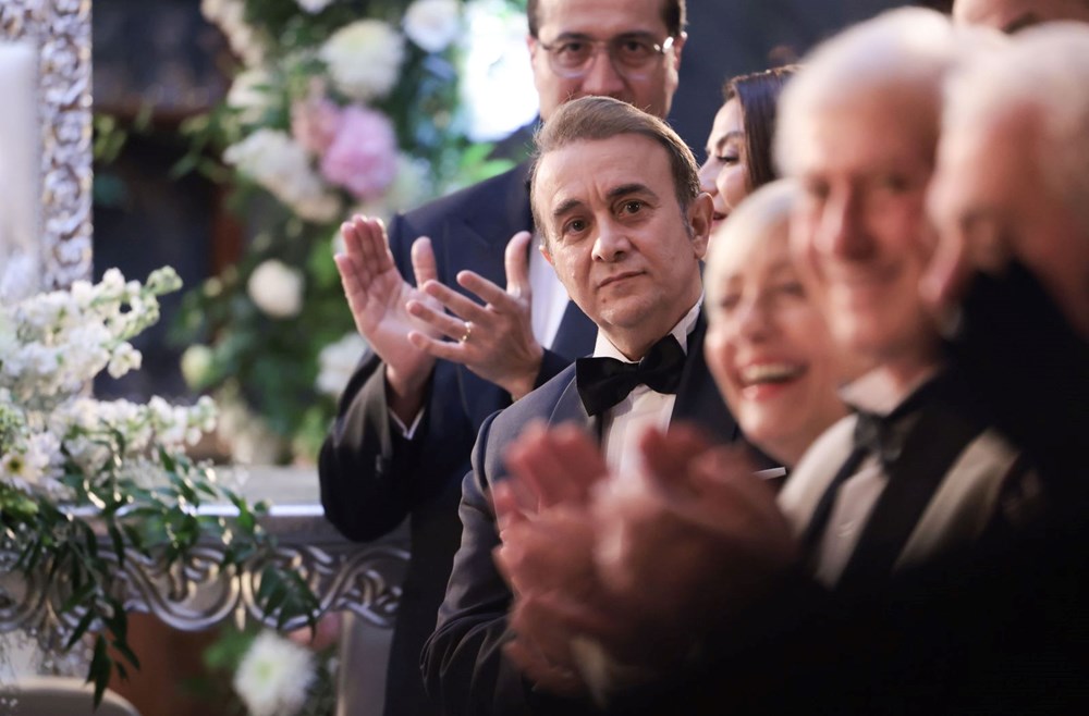 Kral Kaybederse 5. Bölüm: Gelecek Neler Getirecek? 76 jz9OGggGCEmY1b 5Qe9EKg