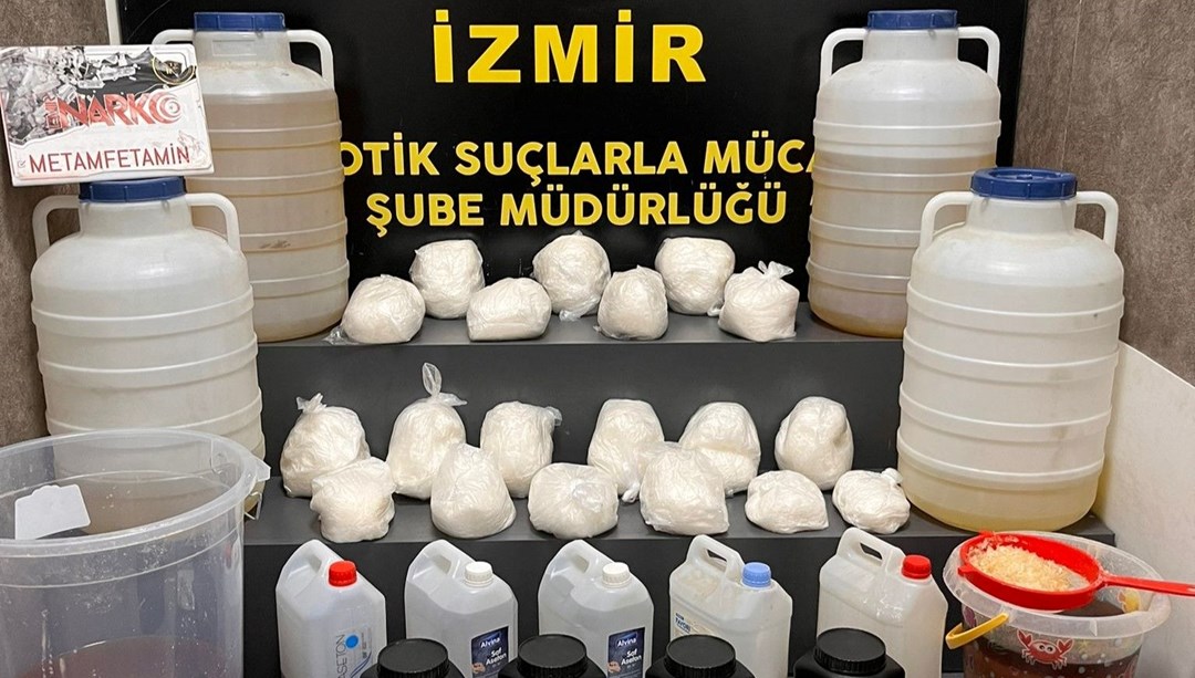 İzmir'de 112 kilonun üzerinde metamfetamin ele geçirildi