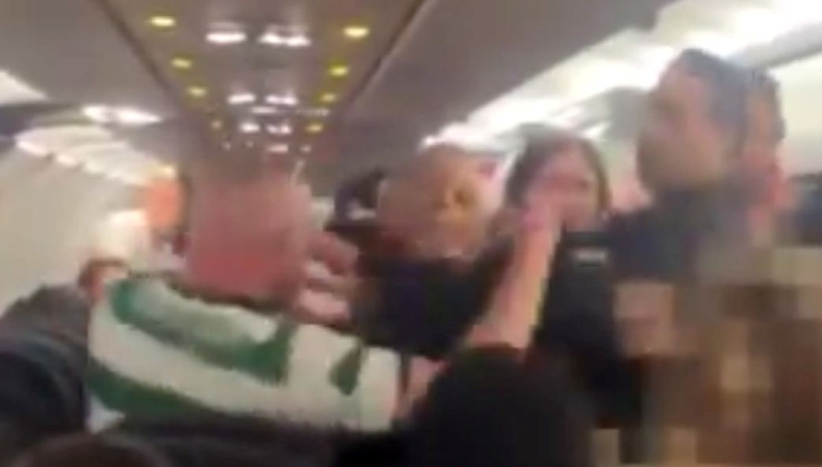 Antalya uçağında olay: İskoç yolcu polise saldırdı