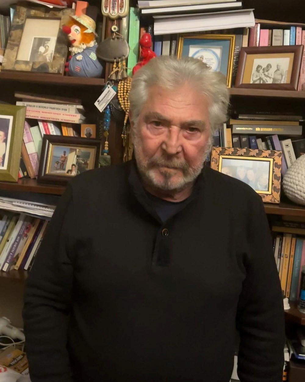 Hakan Kurtaş'ın Zamanda Yolculuğu: Babasıyla İnanılmaz Benzerliği! 153 k1O35 8cL0i6cL0LnaXH4Q