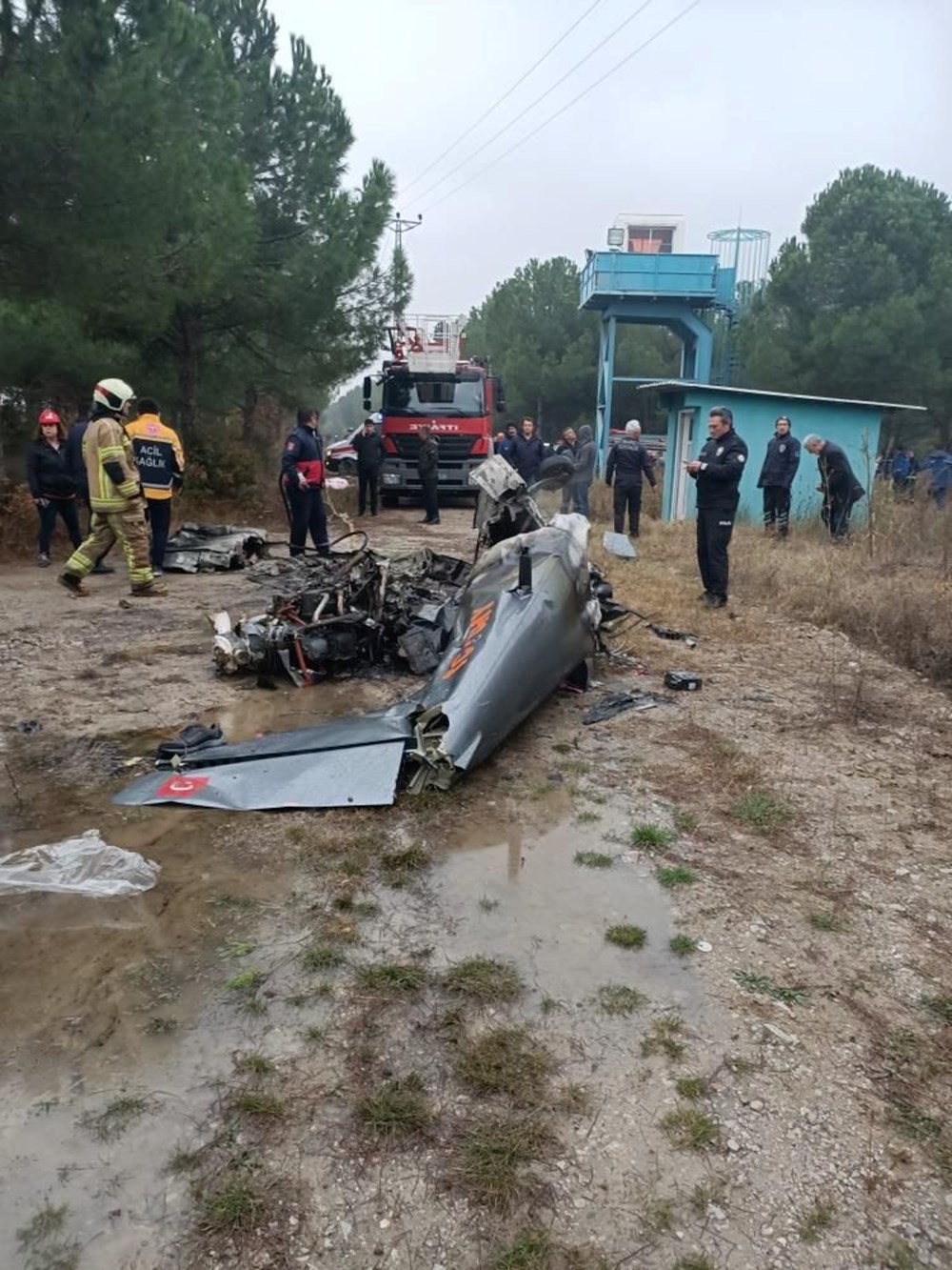 Bursa'da eğitim uçağı düştü: 2 ölü - 9