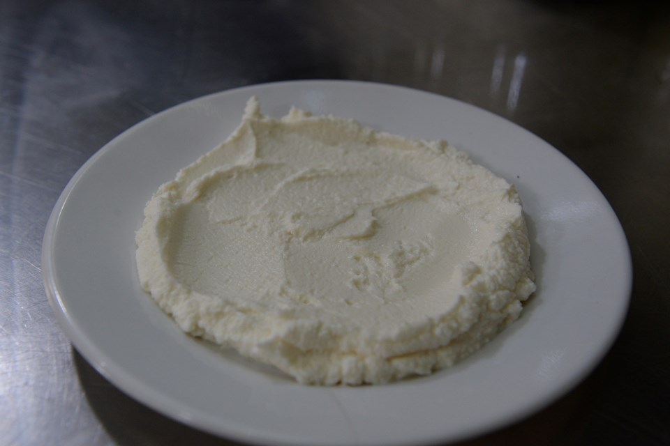 Hatay'ın tescilli Antakya tuzlu yoğurdu, 20 yemeğe lezzet veriyor - 1