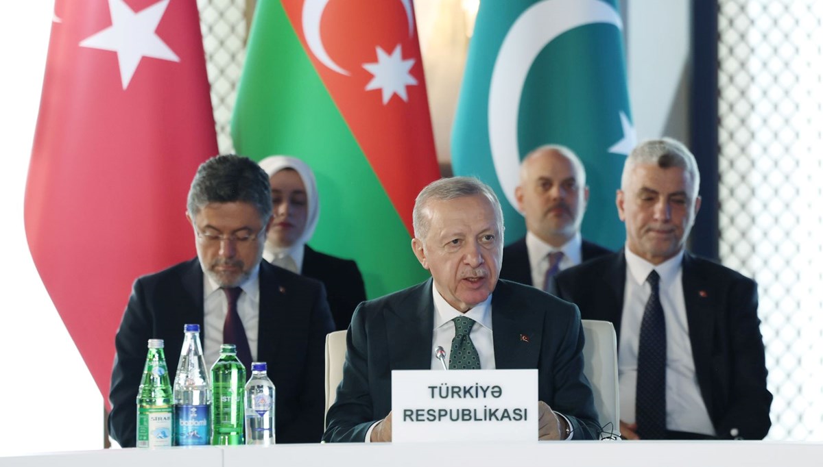 Türkiye-Azerbaycan-Pakistan zirvesi Türkiye-Azerbaycan-Pakistan zirvesi