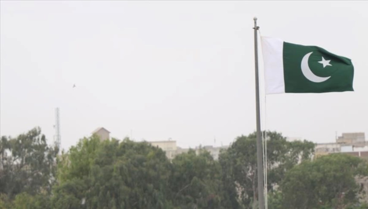 Çin ve Suudi Arabistan'dan Pakistan'a 13 milyar dolarlık destek Çin ve Suudi Arabistan'dan Pakistan'a 13 milyar dolarlık destek