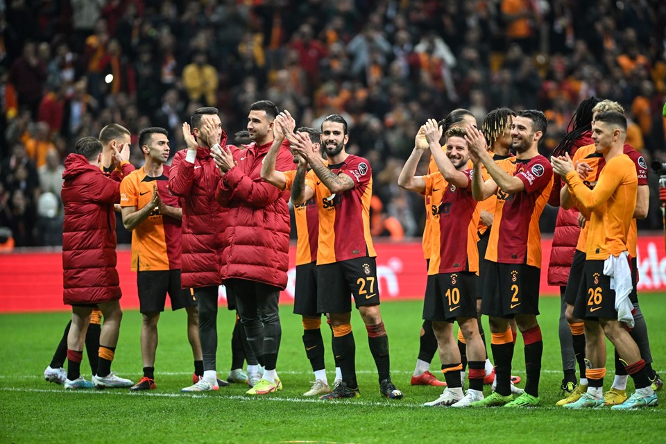 Galatasaray, Antalyaspor karşısında hata yapmadı - 1